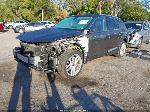 2018 AUDI Q7 WA1VAAF77JD032140 Photo 1