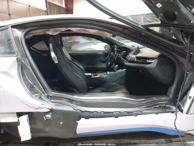 Продаж на аукціоні авто 2017 Bmw I8, vin: WBY2Z2C3XHV676856, номер лоту: 44345409