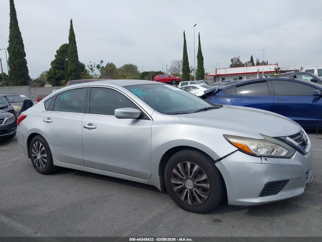 1N4AL3AP3HC241155 Nissan Altima 2.5 S