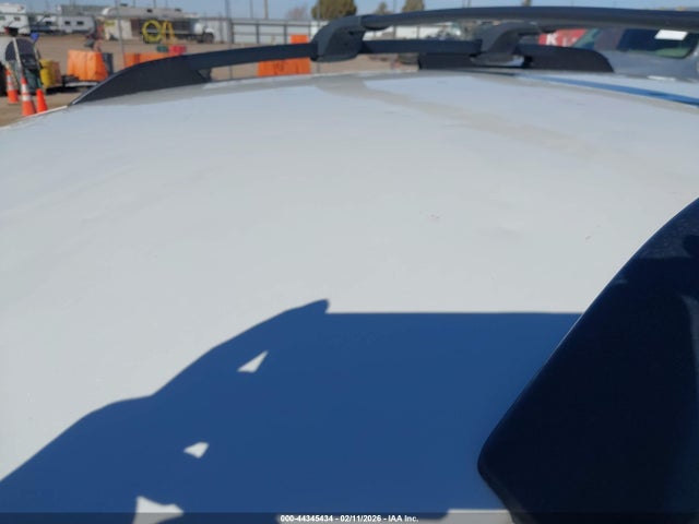 44345434 :رقم المزاد ، JF2GPABC9H8206407 vin ، 2017 Subaru Crosstrek 2.0i Premium مزاد بيع