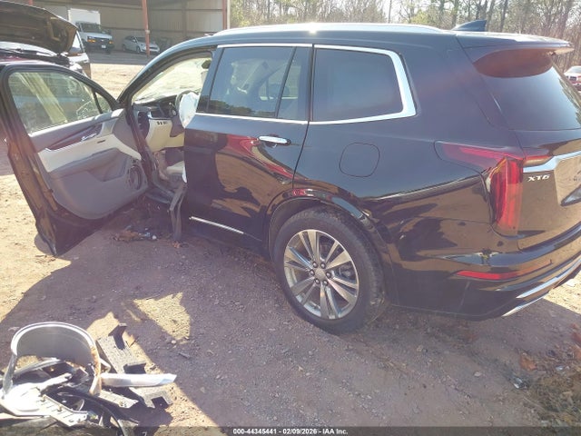 2023 CADILLAC XT6 1GYKPCRS5PZ216615 Photo 2