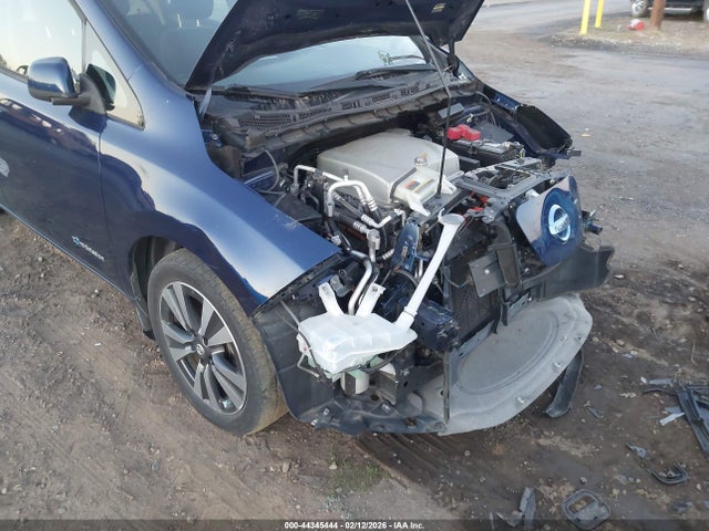1N4BZ0CP9GC305969 Nissan LEAF SV
