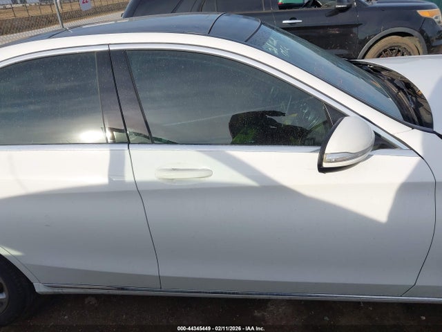 2015 Mercedes-benz C 300 მანქანა იყიდება აუქციონზე, vin: 55SWF4JB5FU044777, აუქციონის ნომერი: 44345449