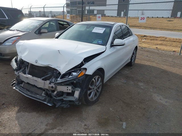 2015 Mercedes-benz C 300 მანქანა იყიდება აუქციონზე, vin: 55SWF4JB5FU044777, აუქციონის ნომერი: 44345449