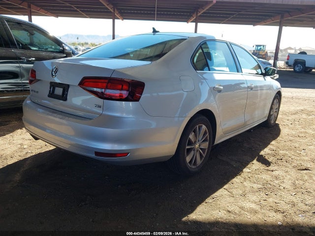 3VWD67AJ4GM228832 Volkswagen Jetta 1.4t Se