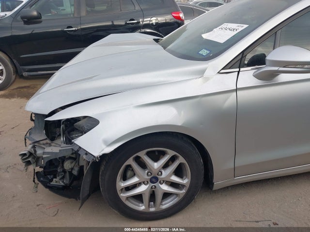1FA6P0H77G5110313 Ford FUSION SE