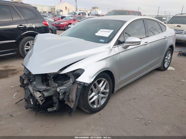 1FA6P0H77G5110313 Ford FUSION SE