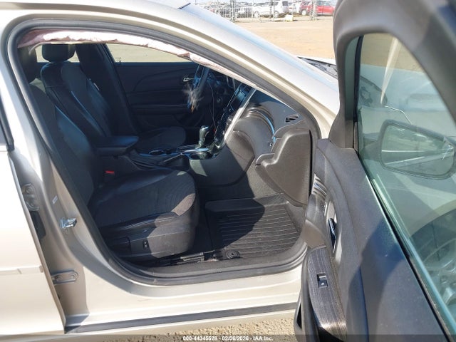 Chevrolet MALIBU 1LT 2015 1G11C5SL7FF275461 Image 5