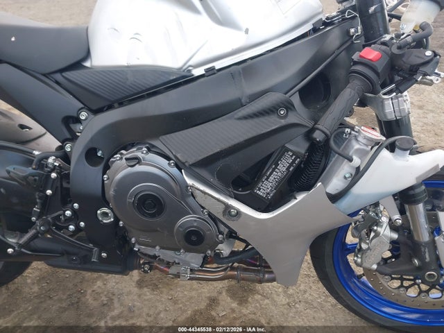 JS1GN7FA1T7100283 Suzuki GSX-R600