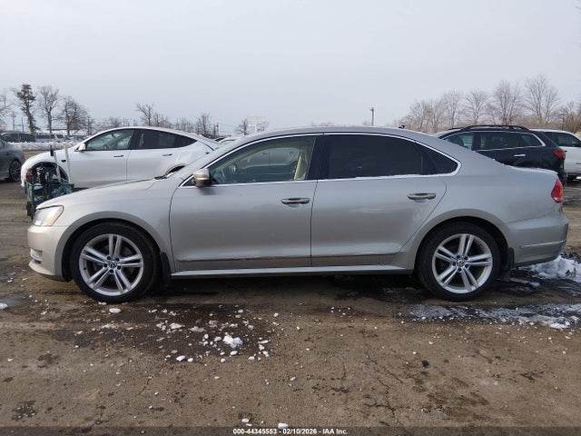 Aukcja sprzedaży 2014 Volkswagen Passat 2.0l Tdi Sel Premium, vin: 1VWCN7A33EC051592, numer aukcji: 44345553