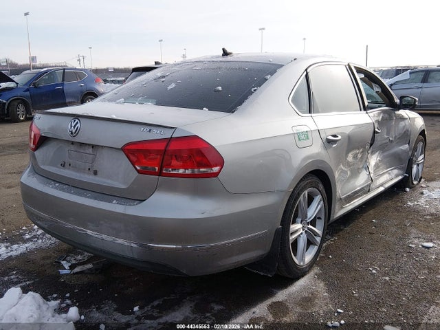 Aukcja sprzedaży 2014 Volkswagen Passat 2.0l Tdi Sel Premium, vin: 1VWCN7A33EC051592, numer aukcji: 44345553