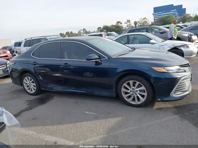 4T1R11AK7MU450555 Toyota CAMRY LE