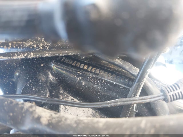 2005 HARLEY-DAVIDSON FLSTCI 1HD1BWB165Y102840 Photo 9