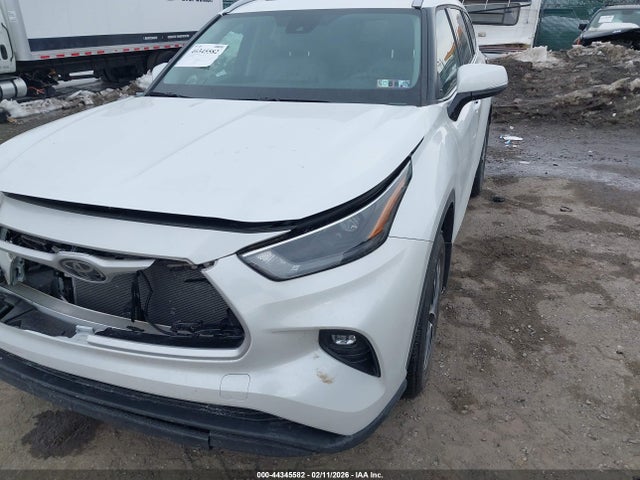 2022 TOYOTA HIGHLANDER 5TDGZRBH7NS596580 Photo 5