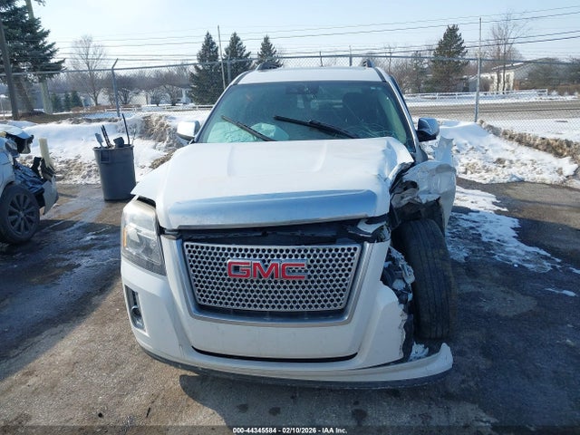2015 Gmc Terrain Denali მანქანა იყიდება აუქციონზე, vin: 2GKFLZE37F6310725, აუქციონის ნომერი: 44345584