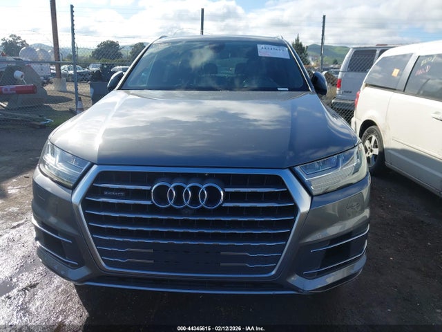 Audi Q7 3.0t Premium 2017 WA1LAAF76HD021891 Image 12