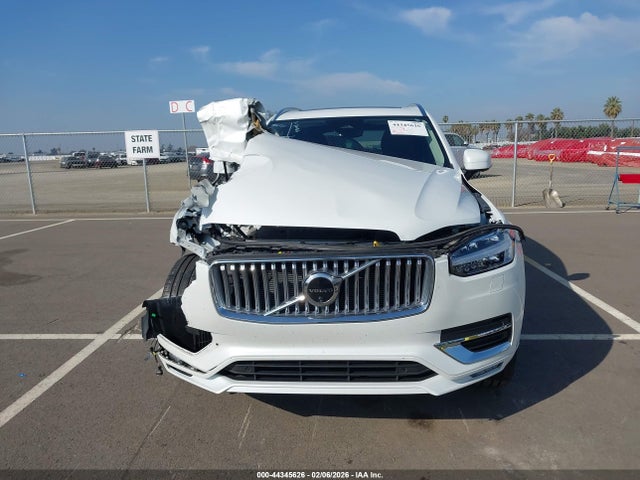 YV4L12PE9R1222080 Volvo Xc90 B5 Plus Bright Theme