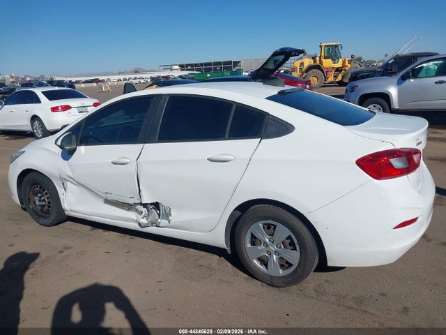 Chevrolet Cruze Ls Auto 2018 1G1BC5SM8J7122409 Image 6