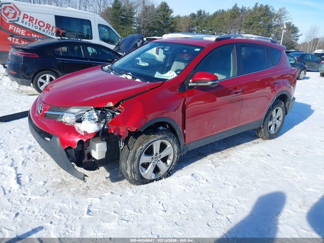 Toyota Rav4 Xle 2015 JTMRFREV0FD103127 Image 2