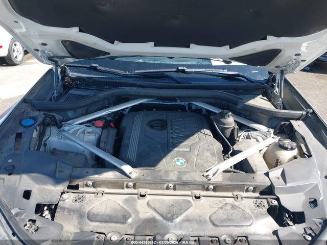 5UXCR6C53KLL34732 BMW X5 Xdrive40i
