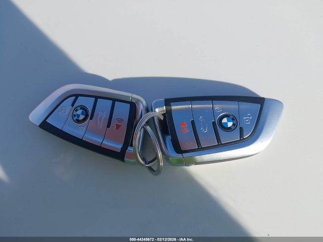 2017 BMW X5 5UXKR0C59H0U50861 Photo 10