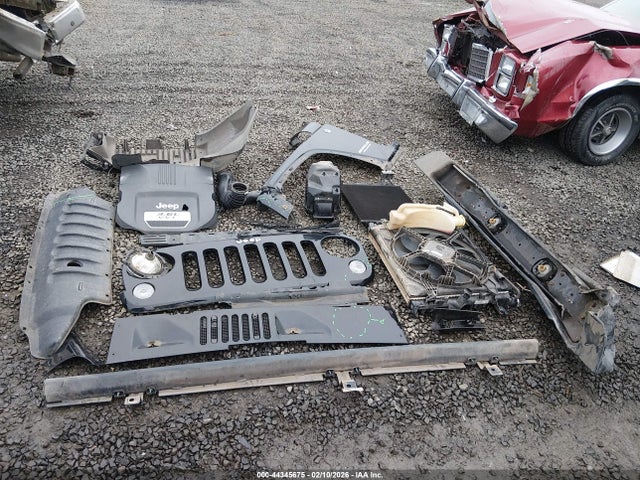 1C4BJWFG5EL232872 Jeep Wrangler Unlimited Rubicon