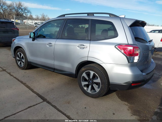 2018 SUBARU FORESTER JF2SJAGC4JH476896 Photo 2