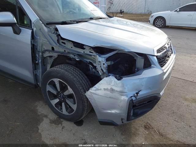 2018 SUBARU FORESTER JF2SJAGC4JH476896 Photo 5