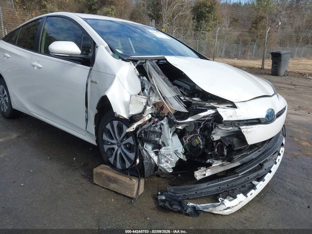 2020 TOYOTA PRIUS JTDL9RFU3L3015290 Photo 5