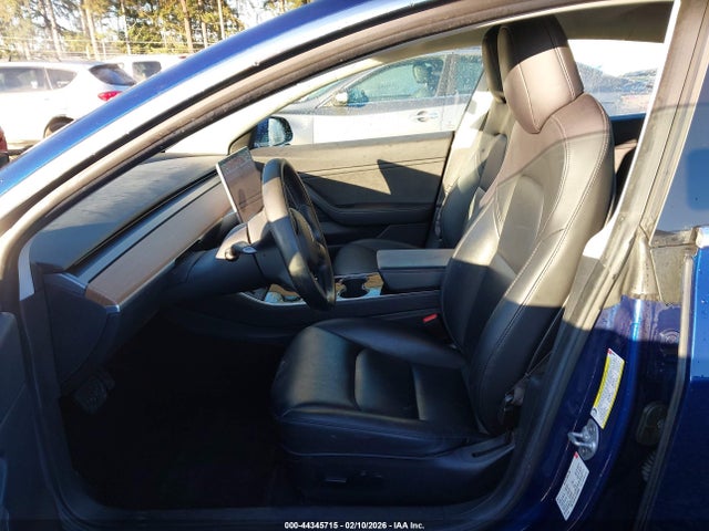 Tesla Model 3 Long Range/performance 2018 5YJ3E1EB1JF092060 Image 19