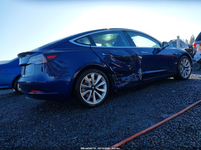 2018 TESLA MODEL 3 5YJ3E1EB1JF092060 Photo 3