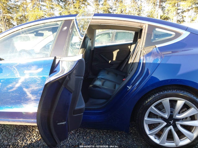 2018 TESLA MODEL 3 5YJ3E1EB1JF092060 Photo 7