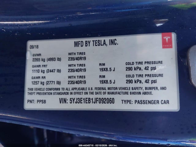 2018 TESLA MODEL 3 5YJ3E1EB1JF092060 Photo 8