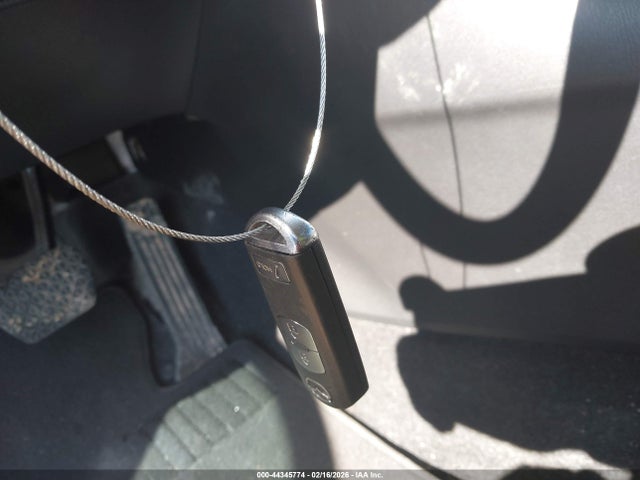 JM1BM1J73G1353836 Mazda MAZDA3