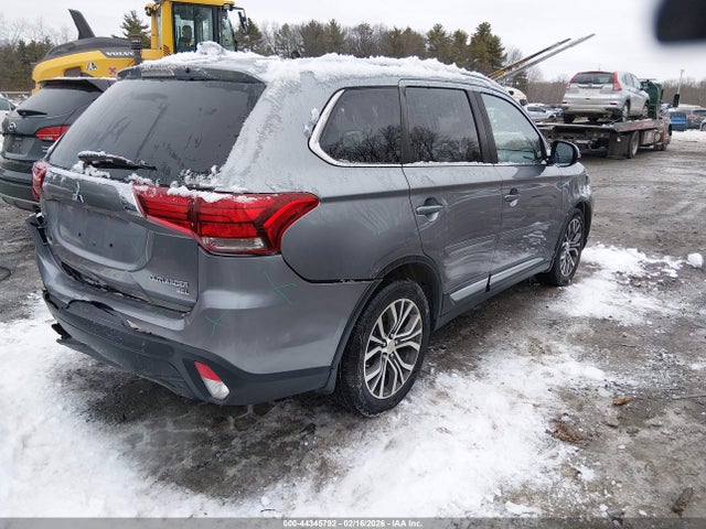2017 MITSUBISHI OUTLANDER JA4AZ3A38HZ050019 Photo 3