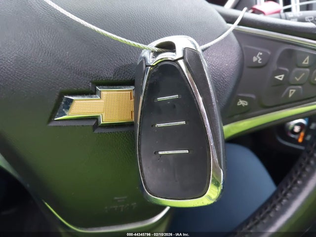 3GNAXUEV8KS615314 Chevrolet EQUINOX LT