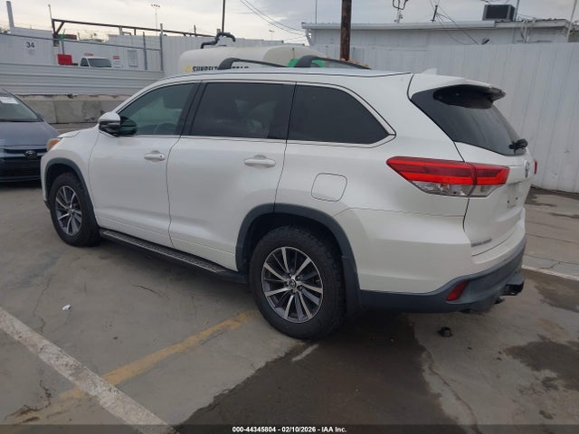 Toyota Highlander Xle 2017 5TDJZRFH2HS398137 Image 3