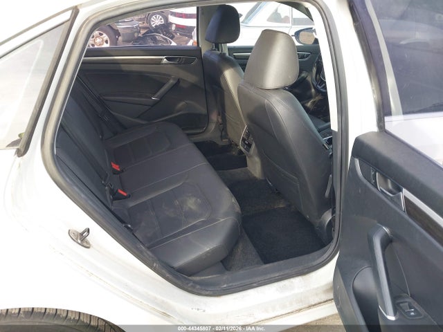 Продажа на аукционе авто 2016 Volkswagen Passat 1.8t Se, vin: 1VWBS7A35GC035840, номер лота: 44345807