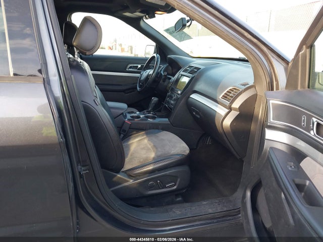 1FM5K7D89HGE00050 Ford EXPLORER XLT