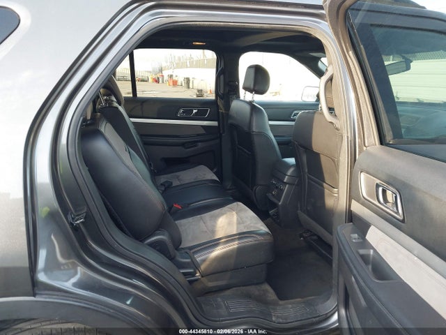 1FM5K7D89HGE00050 Ford EXPLORER XLT