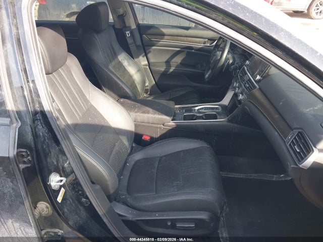 2021 Honda Accord Touring მანქანა იყიდება აუქციონზე, vin: 1HGCV2F96MA015362, აუქციონის ნომერი: 44345818