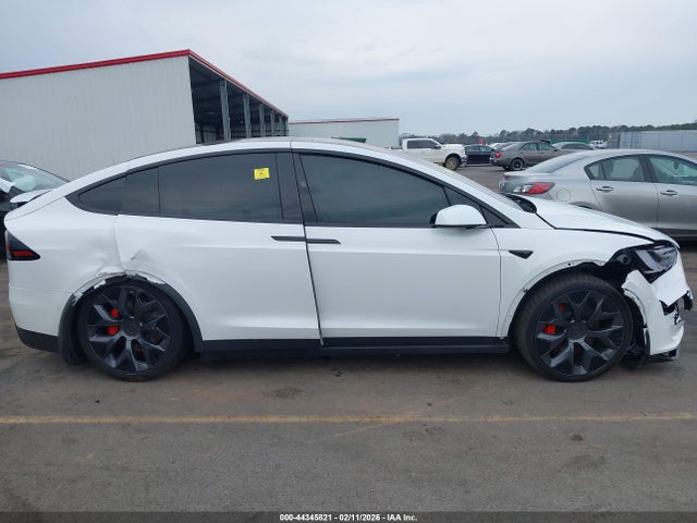 44345821 :رقم المزاد ، 7SAXCBE67TF478665 vin ، 2026 Tesla Model X Plaid مزاد بيع