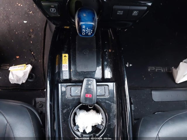 JTDKARFU0K3079577 Toyota PRIUS XLE