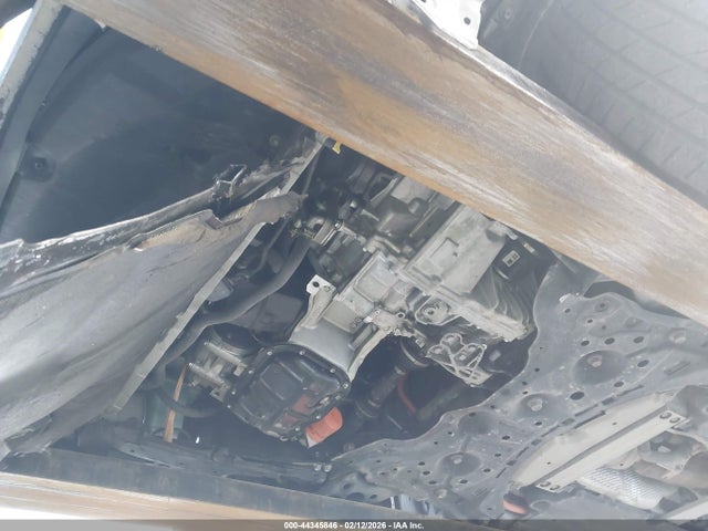 JTDKARFU0K3079577 Toyota PRIUS XLE