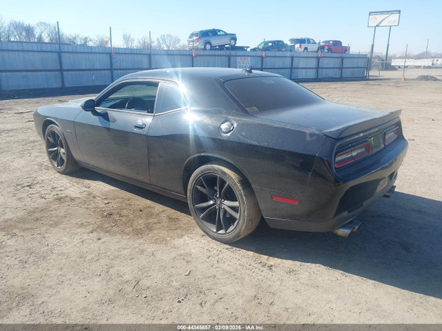 2017 Dodge Challenger R/t Plus მანქანა იყიდება აუქციონზე, vin: 2C3CDZBT0HH633512, აუქციონის ნომერი: 44345857