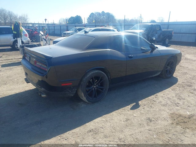 2017 Dodge Challenger R/t Plus მანქანა იყიდება აუქციონზე, vin: 2C3CDZBT0HH633512, აუქციონის ნომერი: 44345857