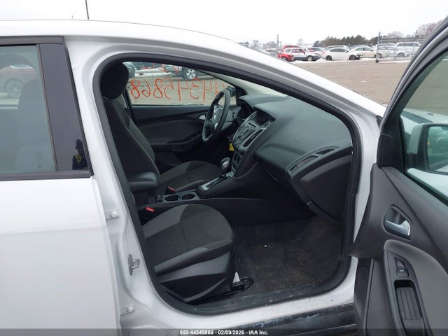 1FADP3K20EL128800 Ford FOCUS SE