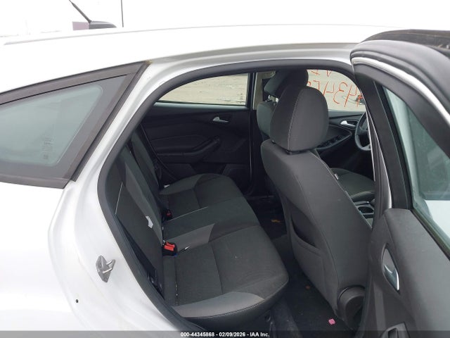 1FADP3K20EL128800 Ford FOCUS SE