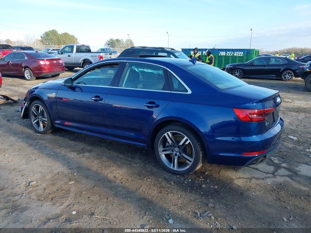Продаж на аукціоні авто 2017 Audi A4 2.0t Premium, vin: WAULNAF44HN036820, номер лоту: 44345922
