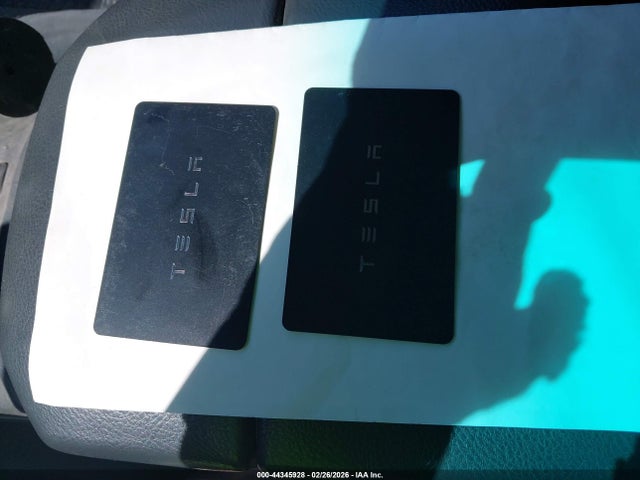 44345928 :رقم المزاد ، 7SAXCAE52PF425296 vin ، 2023 Tesla Model X مزاد بيع